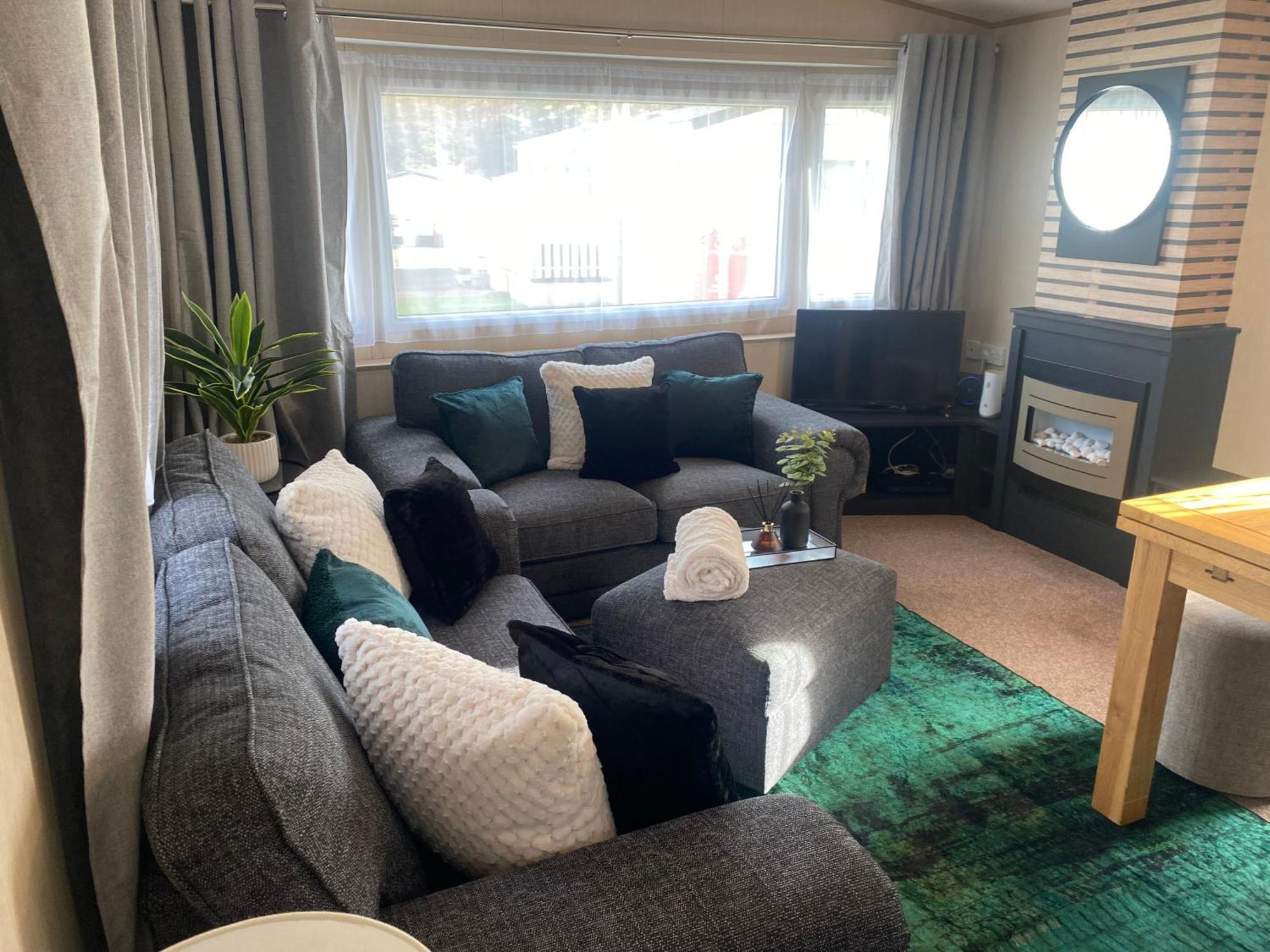 The Mountain Retreat Apartment Aviemore Ngoại thất bức ảnh